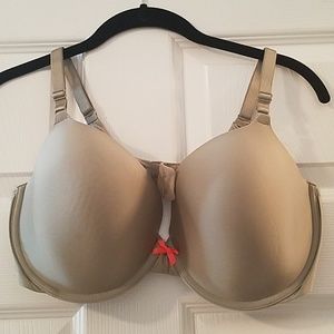 Victoria's Secret Demi t-shirt bra